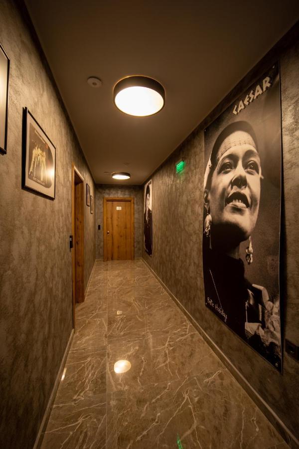 Hotel Caesar 2 Kŭrdzhali Exterior foto