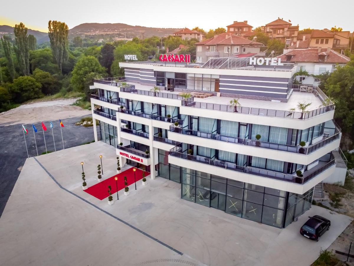 Hotel Caesar 2 Kŭrdzhali Exterior foto